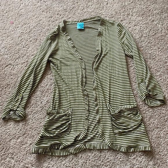 h.i.p. Sweaters - Olive cardigan
